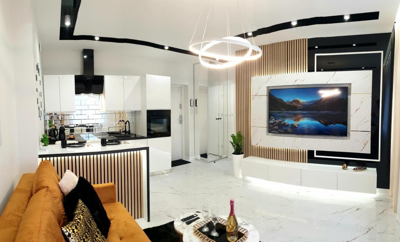 Vip Room 2+2 Konin  Εξωτερικό φωτογραφία