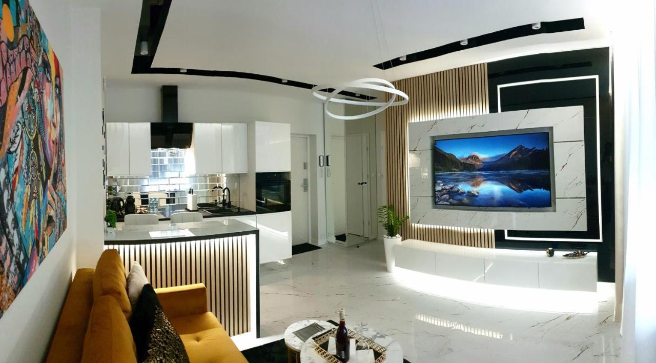 Vip Room 2+2 Konin  Εξωτερικό φωτογραφία